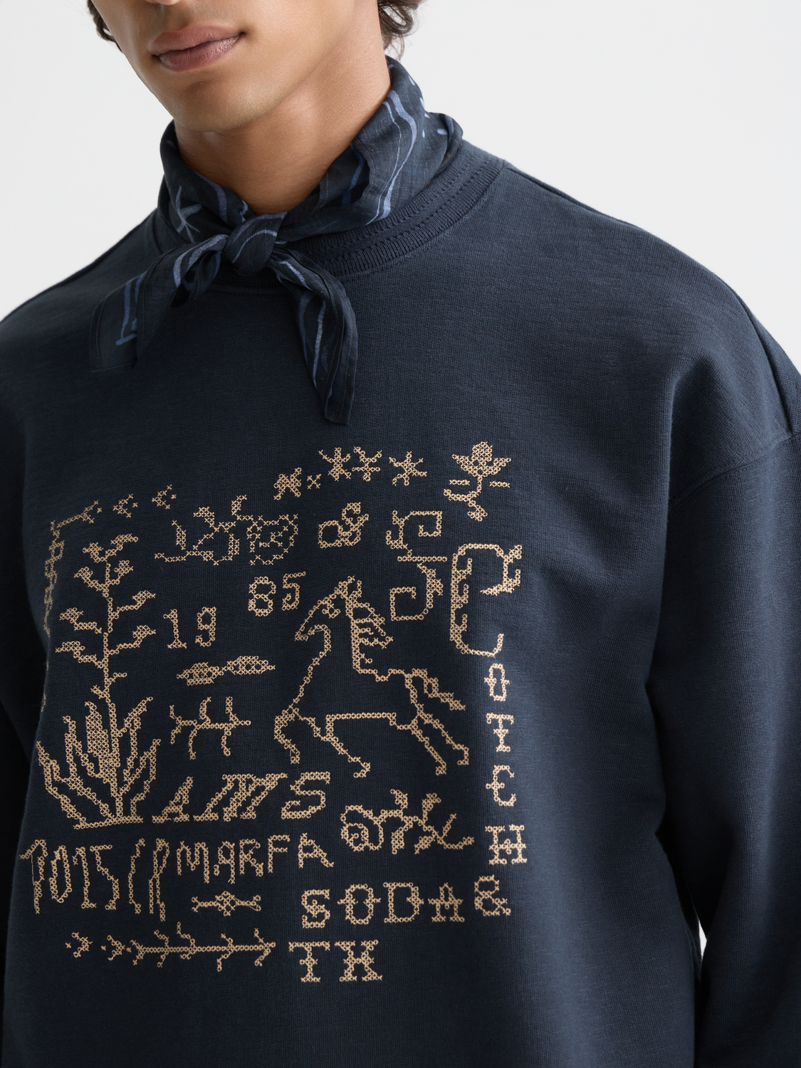 Embroidered artwork sweatshirt from SCOTCH & SODA featuring detailed embroidery on a casual sweats fabric.