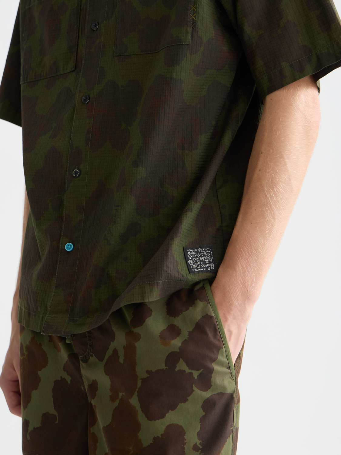 Printed relaxed-fit short-sleeved shirt