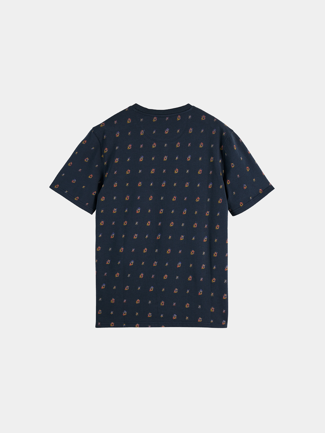 Printed SCOTCH & SODA short sleeve t-shirt with colorful graphic design on front, casual and stylish men's clothing.