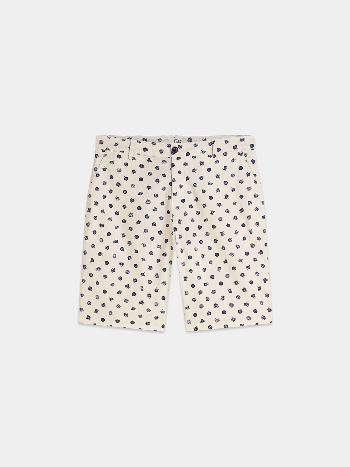 Light beige Stuart chino shorts by Scotch & Soda with front pockets, casual fit, and belt loops, displayed on a plain background.