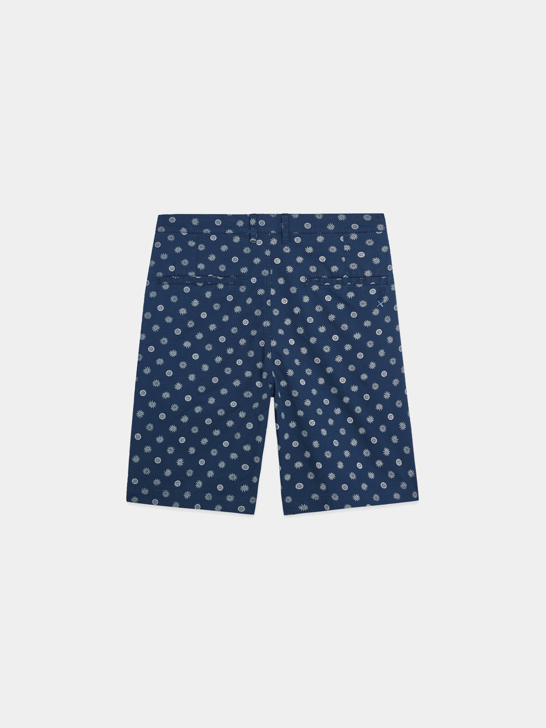 Scotch & Soda Stuart chino shorts in black, featuring a classic fit, belt loops, and front pockets, displayed on a neutral background.