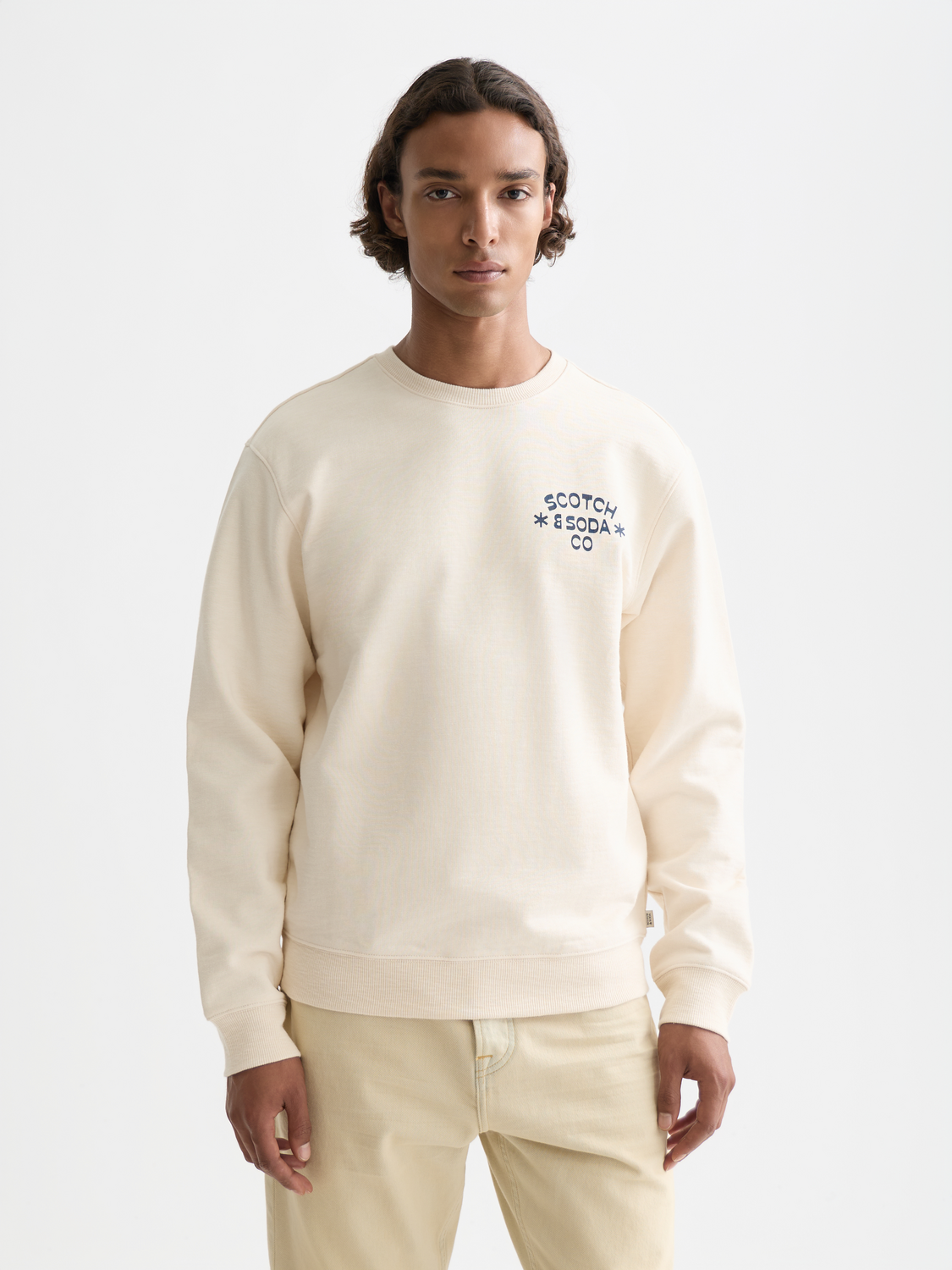 SCOTCH & SODA logo sweatshirt featuring a casual fit, with a prominent logo design on the front in a comfortable sweats style.
