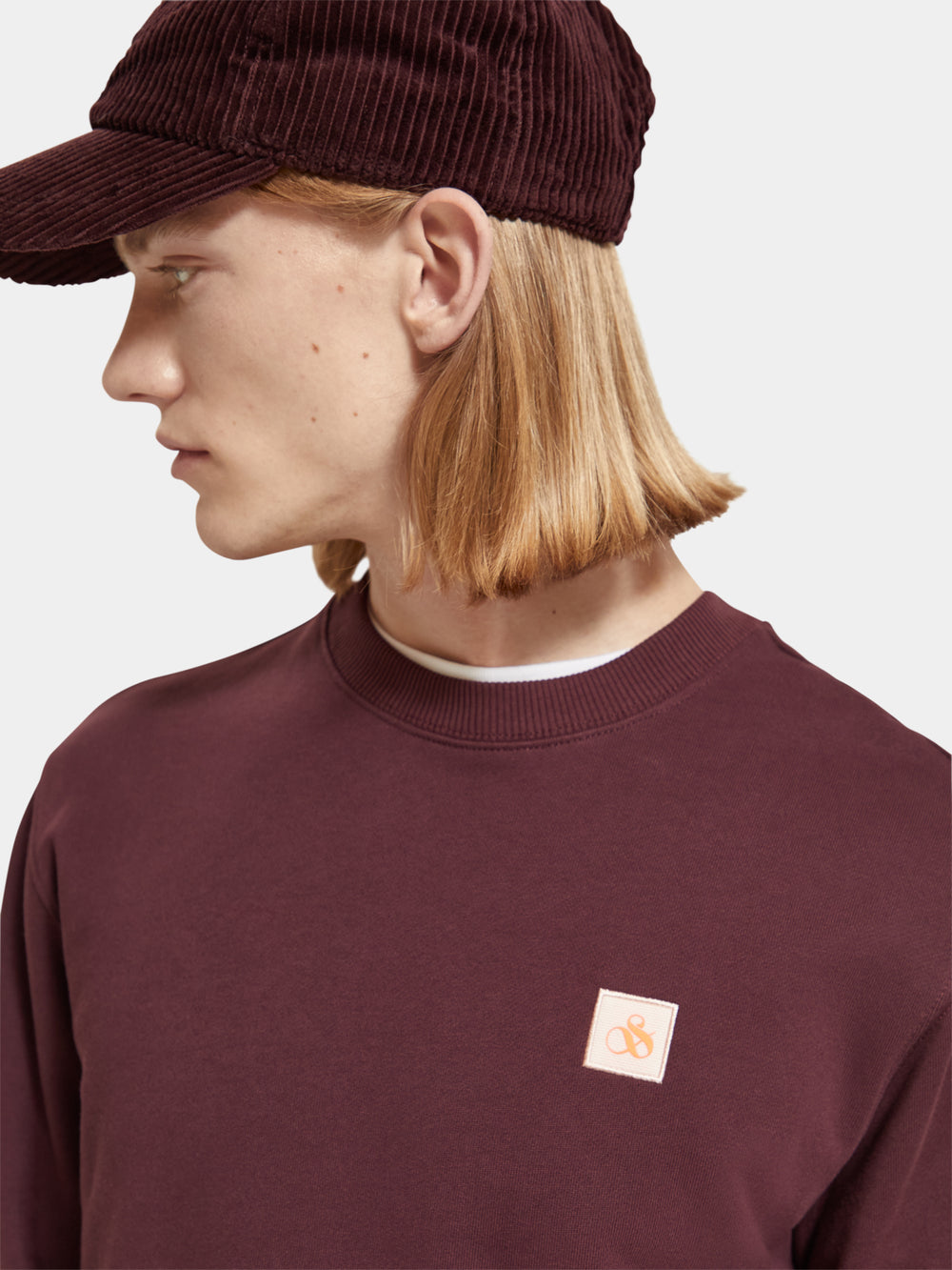 Regular-fit logo badge sweatshirt - Scotch & Soda NZ