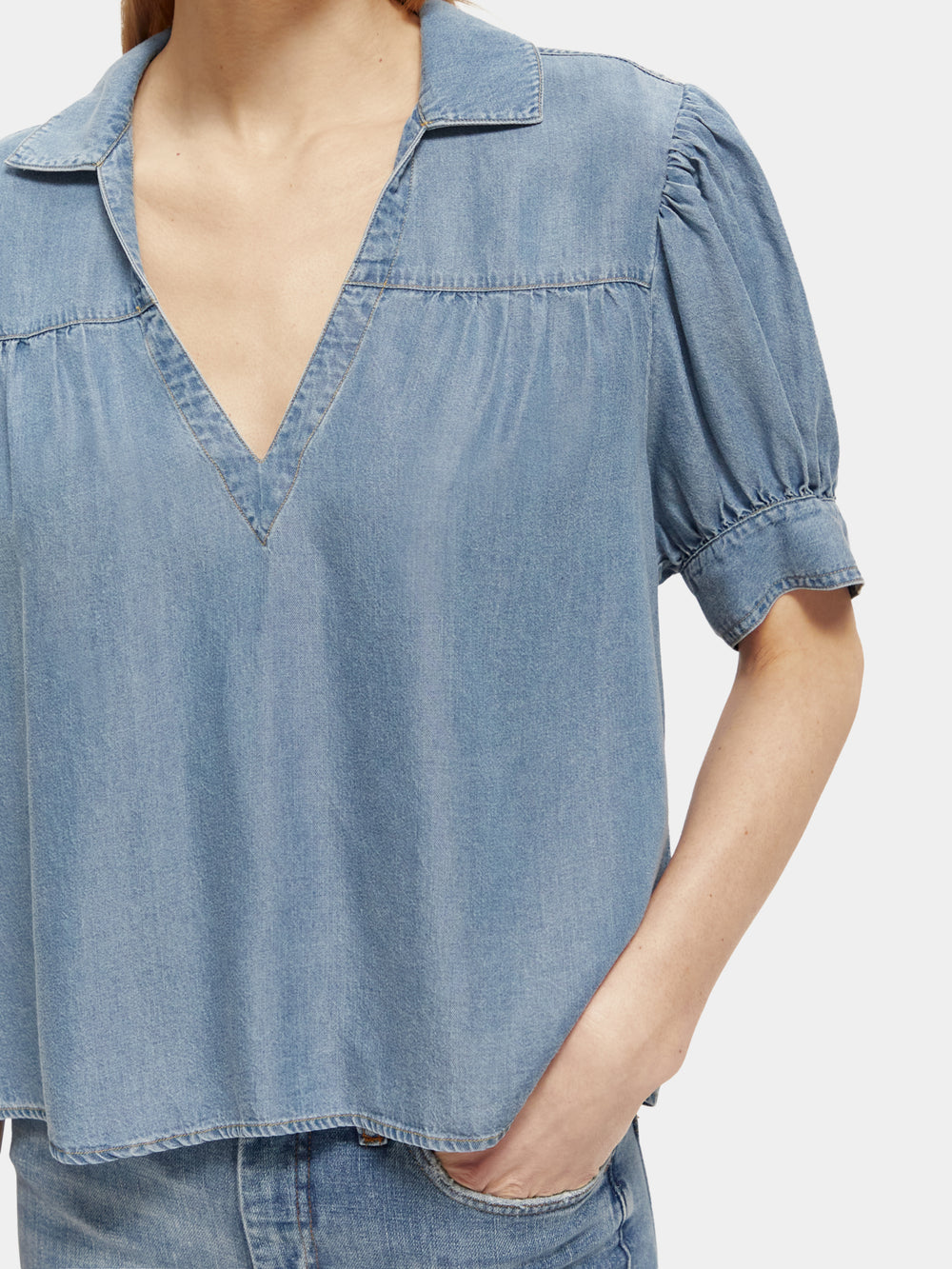 Short sleeve feminine indigo shirt - Scotch & Soda NZ