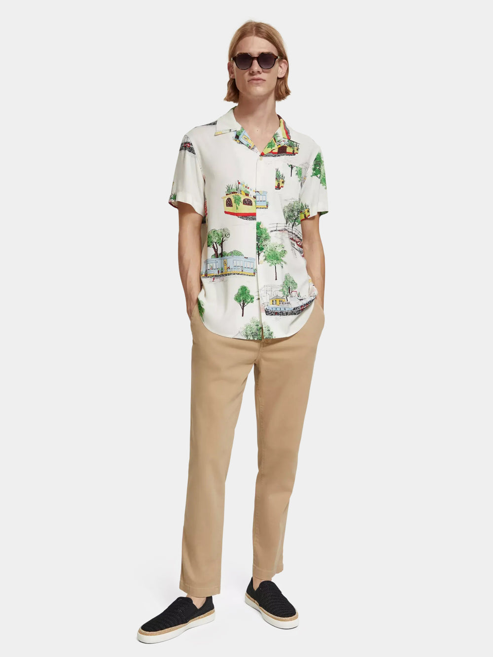 Regular-fit printed camp shirt