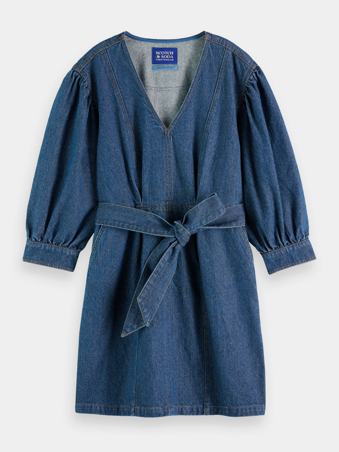 Blue belted v-neck denim dress by Scotch & Soda, featuring long sleeves and a fitted waist for casual style.