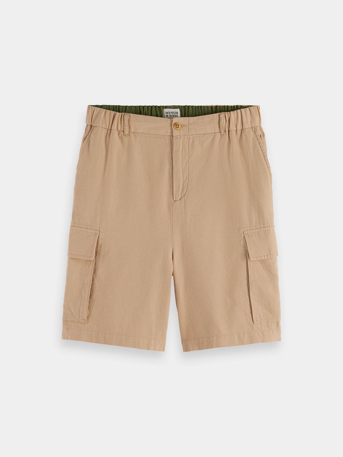 SCOTCH & SODA cargo shorts with multiple pockets, casual fit, and neutral color, perfect for everyday wear.
