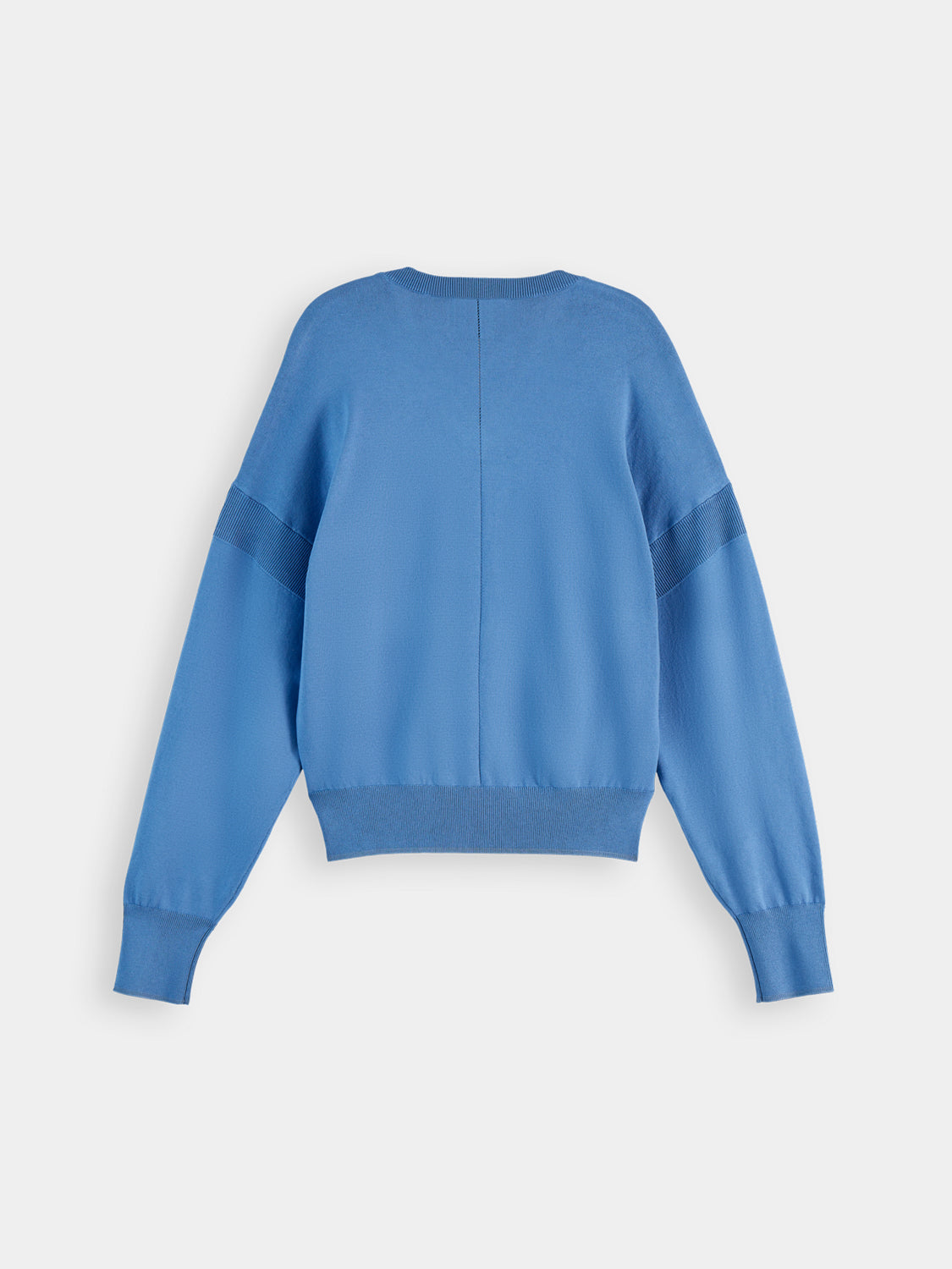 V-neck relaxed pullover