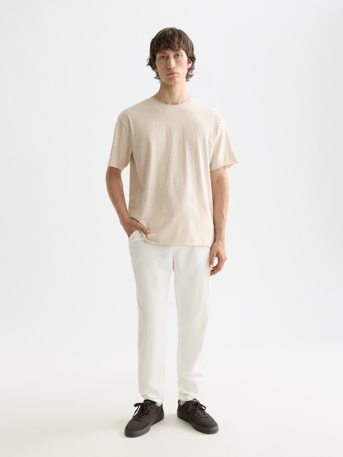 Raw-edged Scotch & Soda short sleeve t-shirt with a casual fit, displayed in a front view.