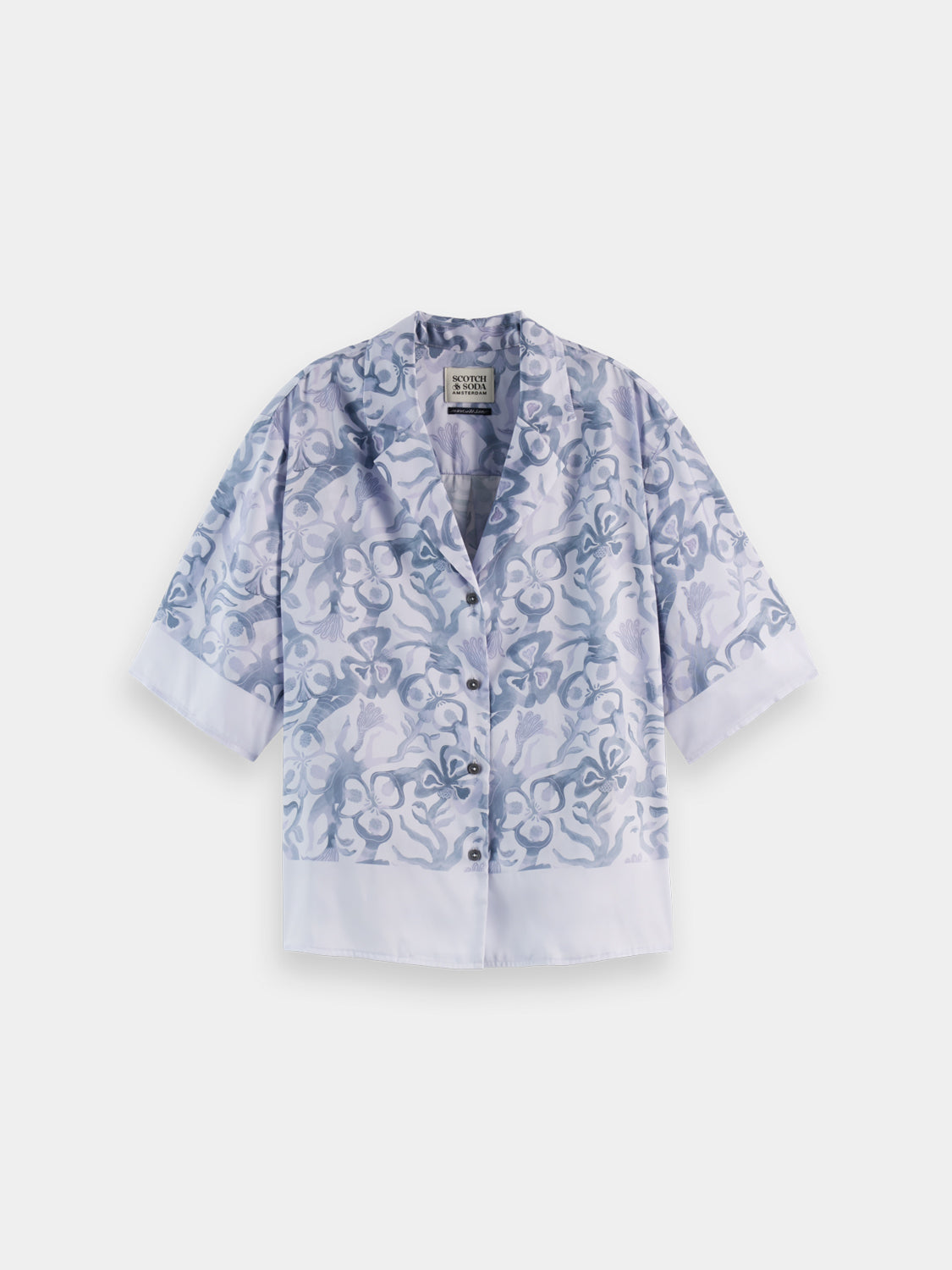 Printed Scotch & Soda short-sleeved shirt with vibrant design, casual fit, and classic collar, perfect for warm weather.