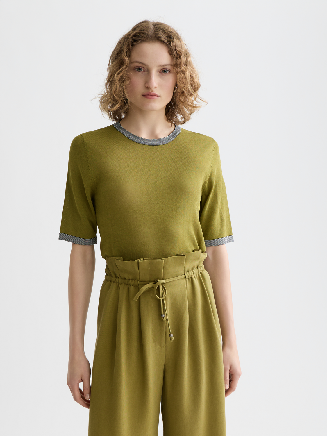 Short-sleeved pullover
