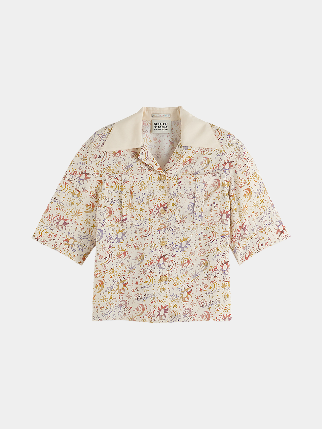 Printed SCOTCH & SODA short-sleeve shirt with colorful pattern, showcased on a hanger.