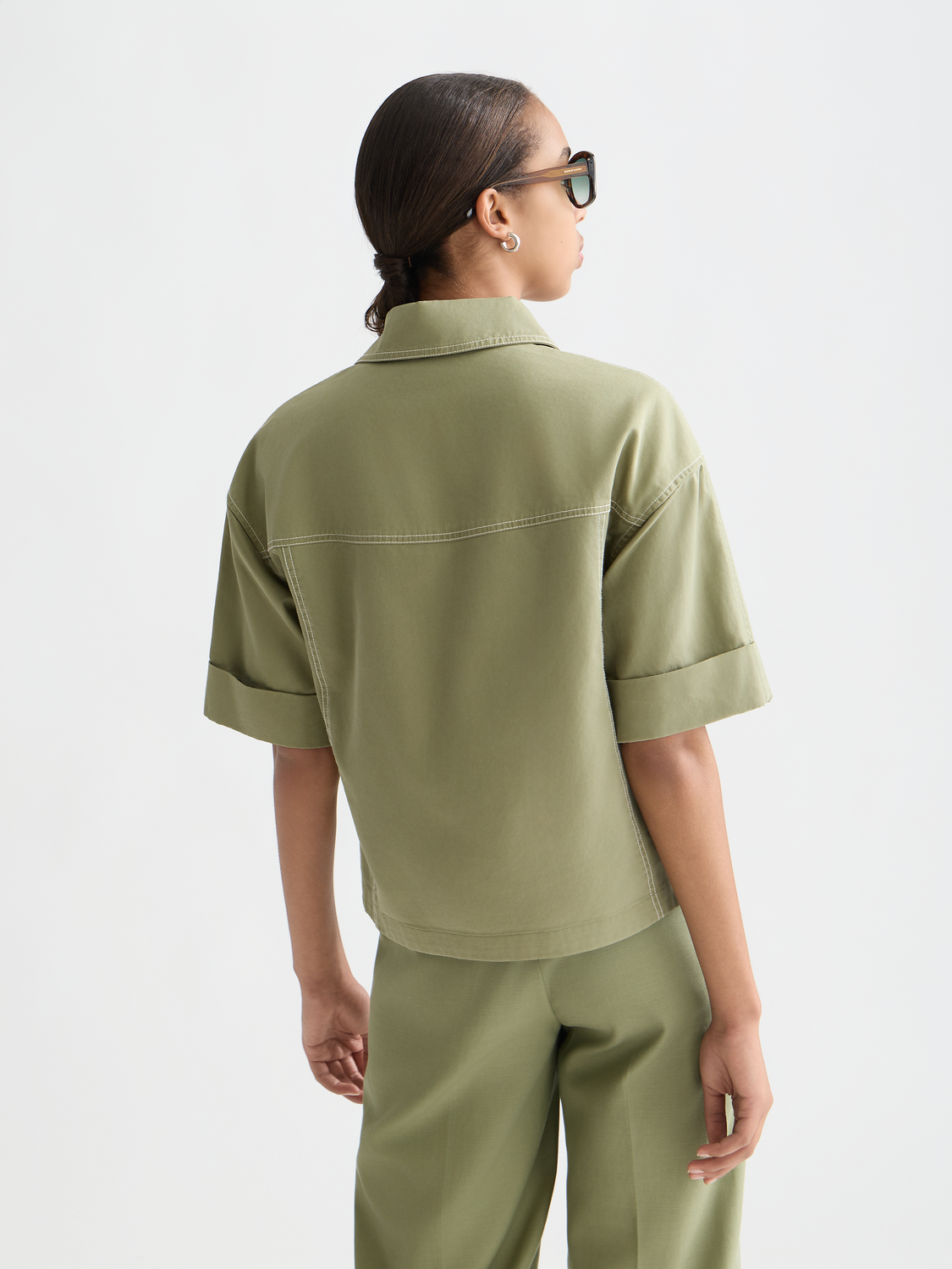 Short-sleeved utility shirt