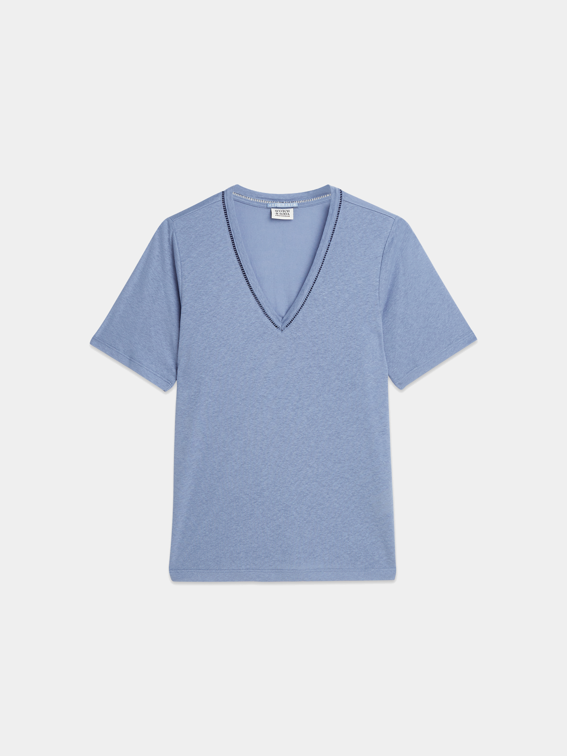 Linen V-neck T-shirt from Scotch & Soda, short sleeve casual tee in light fabric, displayed on a plain background.