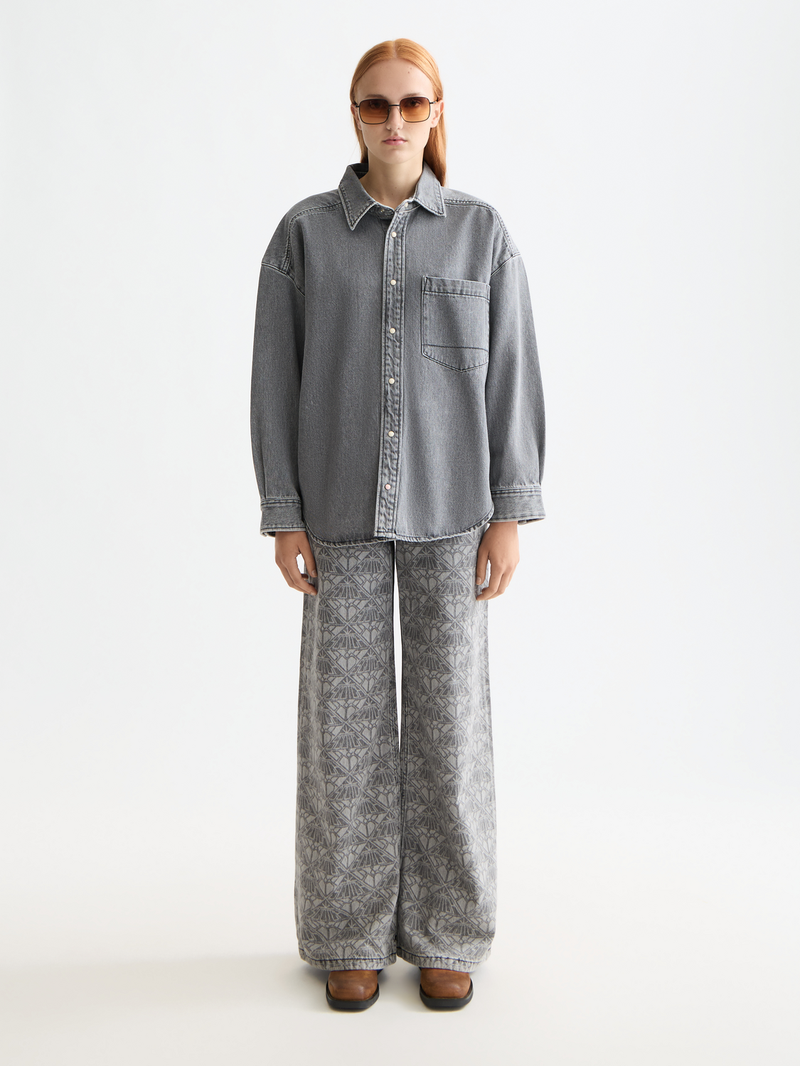 Light washed denim Scotch & SODA long sleeve overshirt with button front and chest pockets, casual and stylish men's outerwear.
