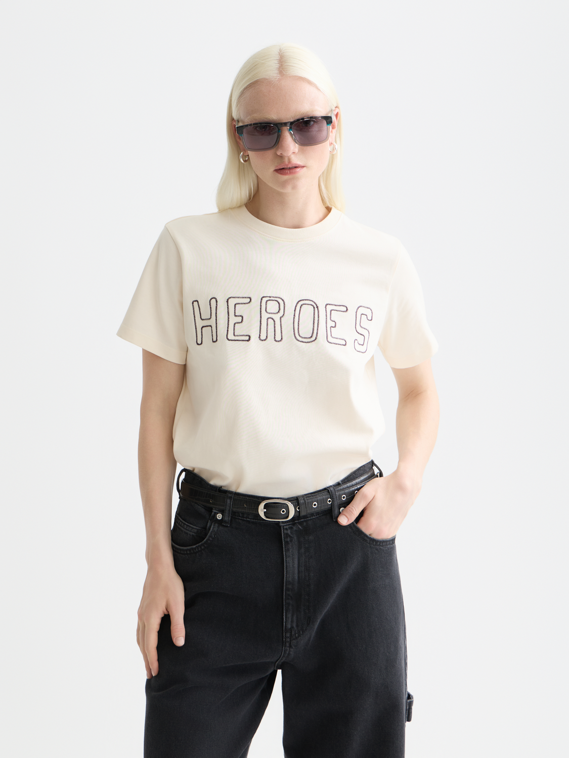 SCOTCH & SODA artwork regular T-shirt with short sleeves, featuring a colorful graphic design on the front.