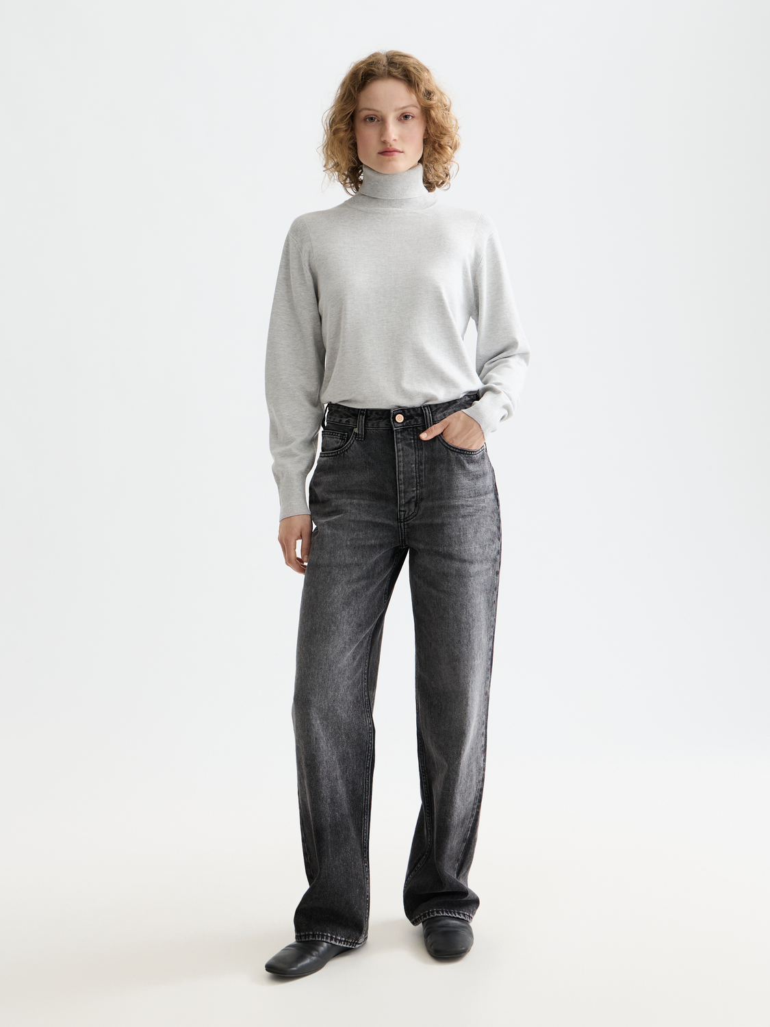 Relaxed fit Scotch & SODA knitwear roll neck pullover in cozy, soft fabric, shown in a neutral color with a comfortable fit.