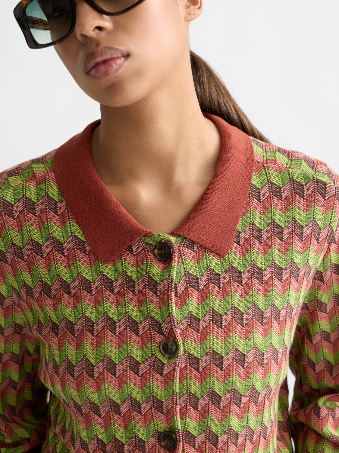 Jacquard knitted jacket by Scotch & Soda featuring intricate knit patterns and a stylish, cozy design.