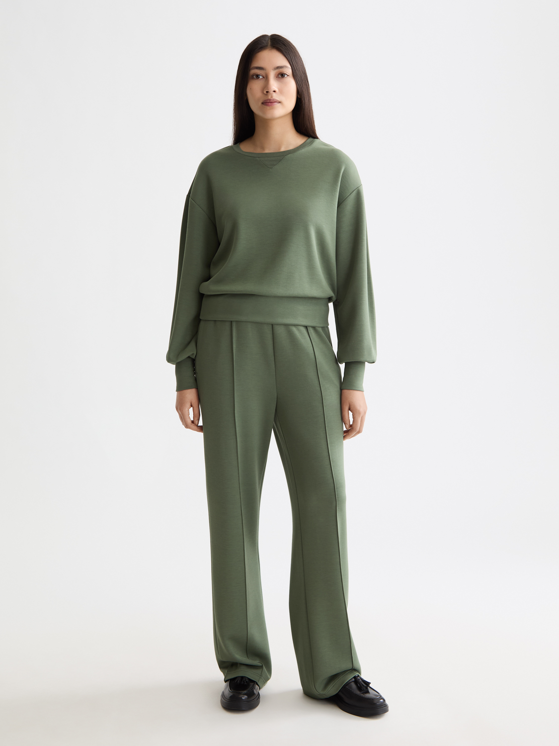 Scotch & Soda modal sweatshirt, soft fabric, crew neck, and relaxed fit, shown in a front view with subtle branding details.