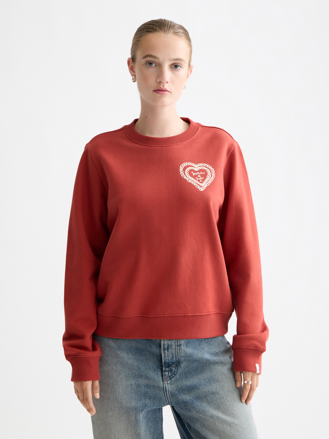 Scotch & Soda chest artwork sweatshirt featuring a casual, comfortable sweatshirt with stylish chest print design.