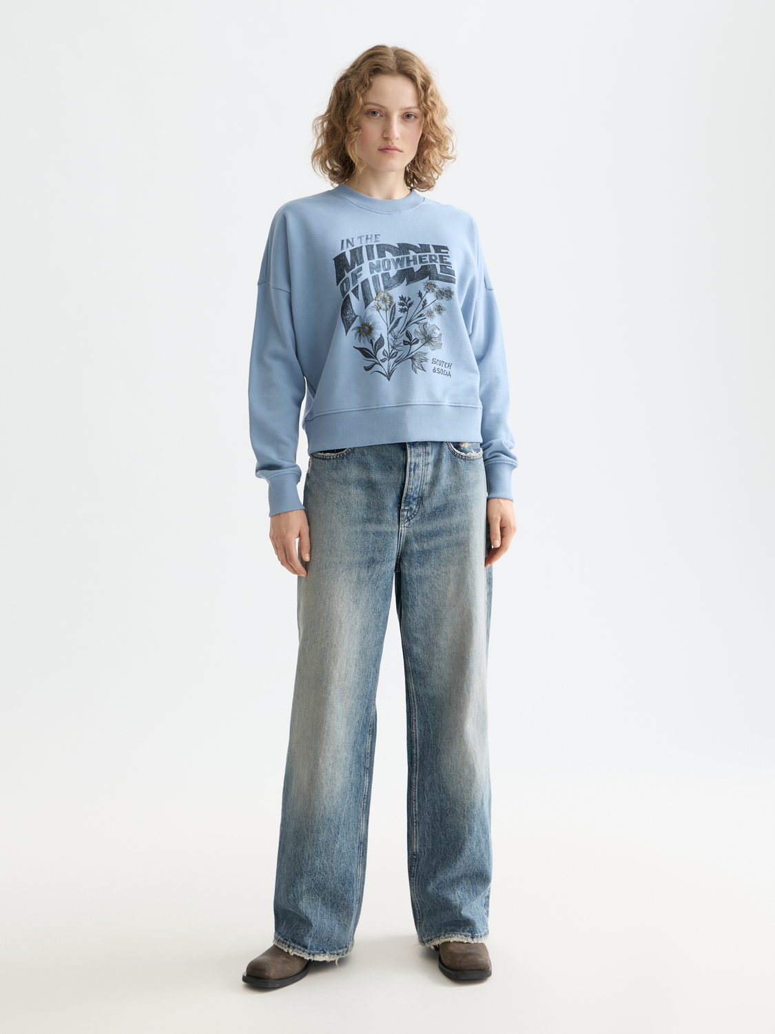 Scotch & Soda chest artwork sweatshirt featuring a casual design and graphic print in a comfortable sweat fabric.