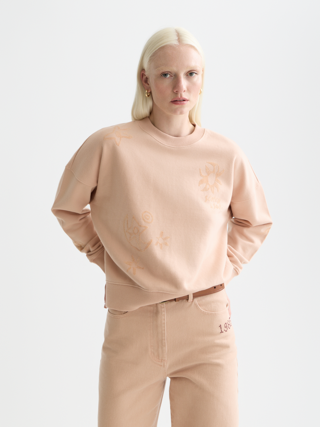 SCOTCH & SODA sweatshirt with flock print in soft fabric, featuring a casual crew neck design