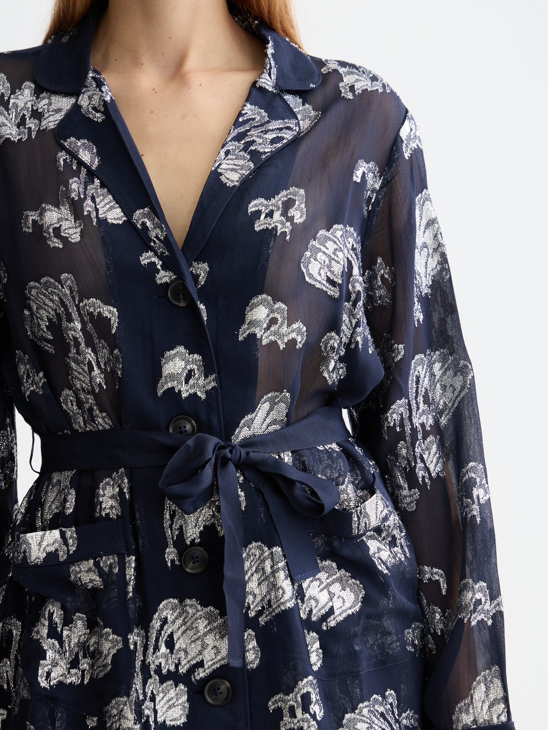 Scotch & Soda pyjama blazer with tailored fit, soft fabric, and classic design, ideal for comfortable loungewear or stylish relaxation.