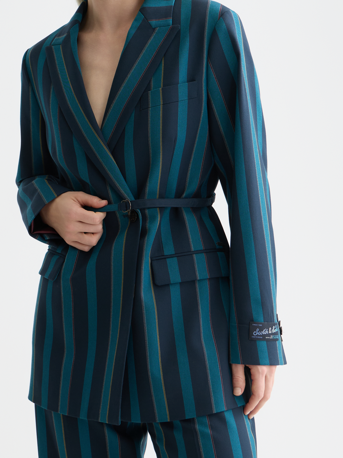 Scotch & Soda double-breasted striped blazer with notch lapels, front buttons, and tailored fit, displayed on a neutral background.