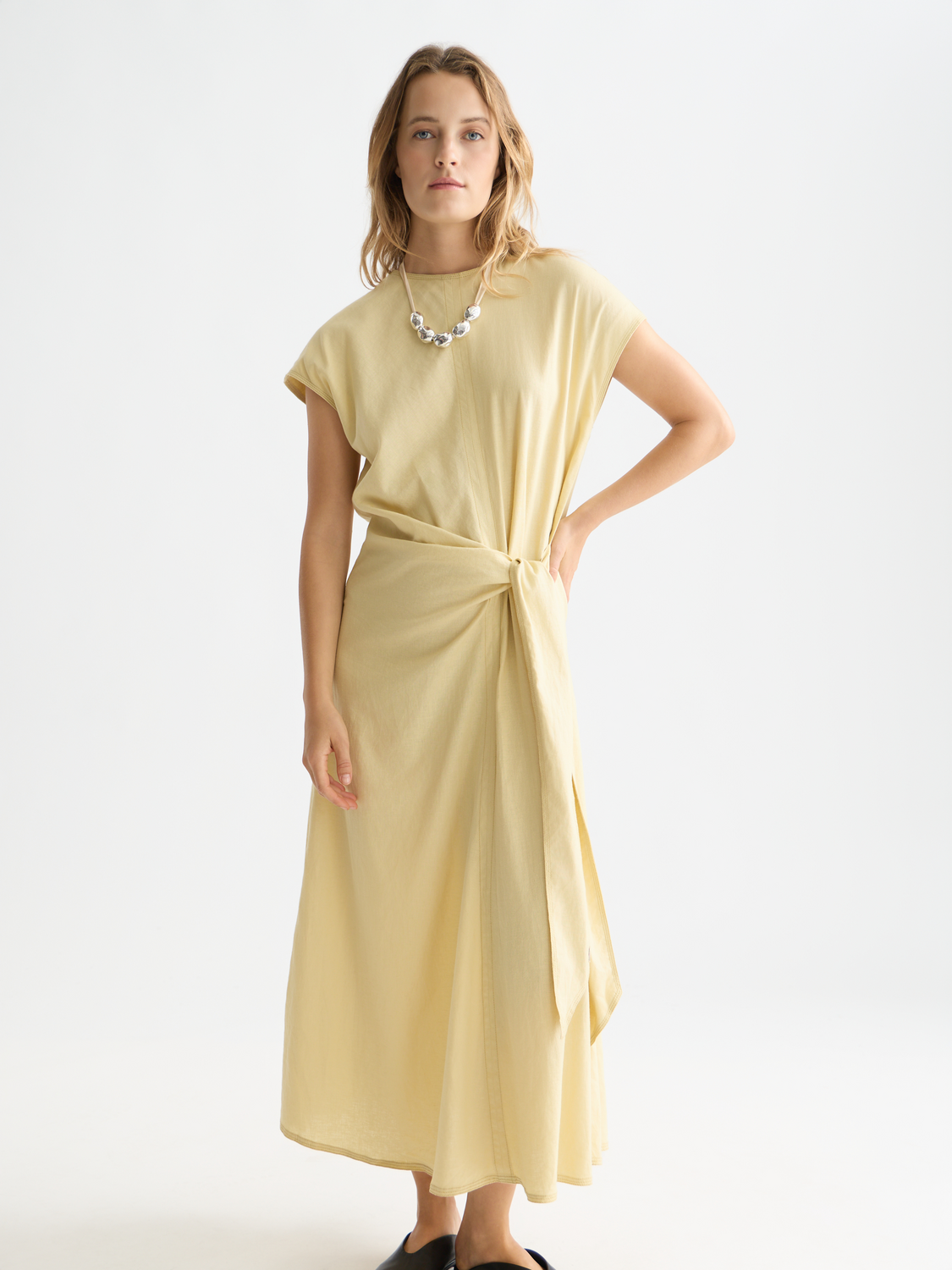 Linen-blend tie dress from SCOTCH & SODA featuring a relaxed fit, tied waist, and lightweight fabric, perfect for warm weather.