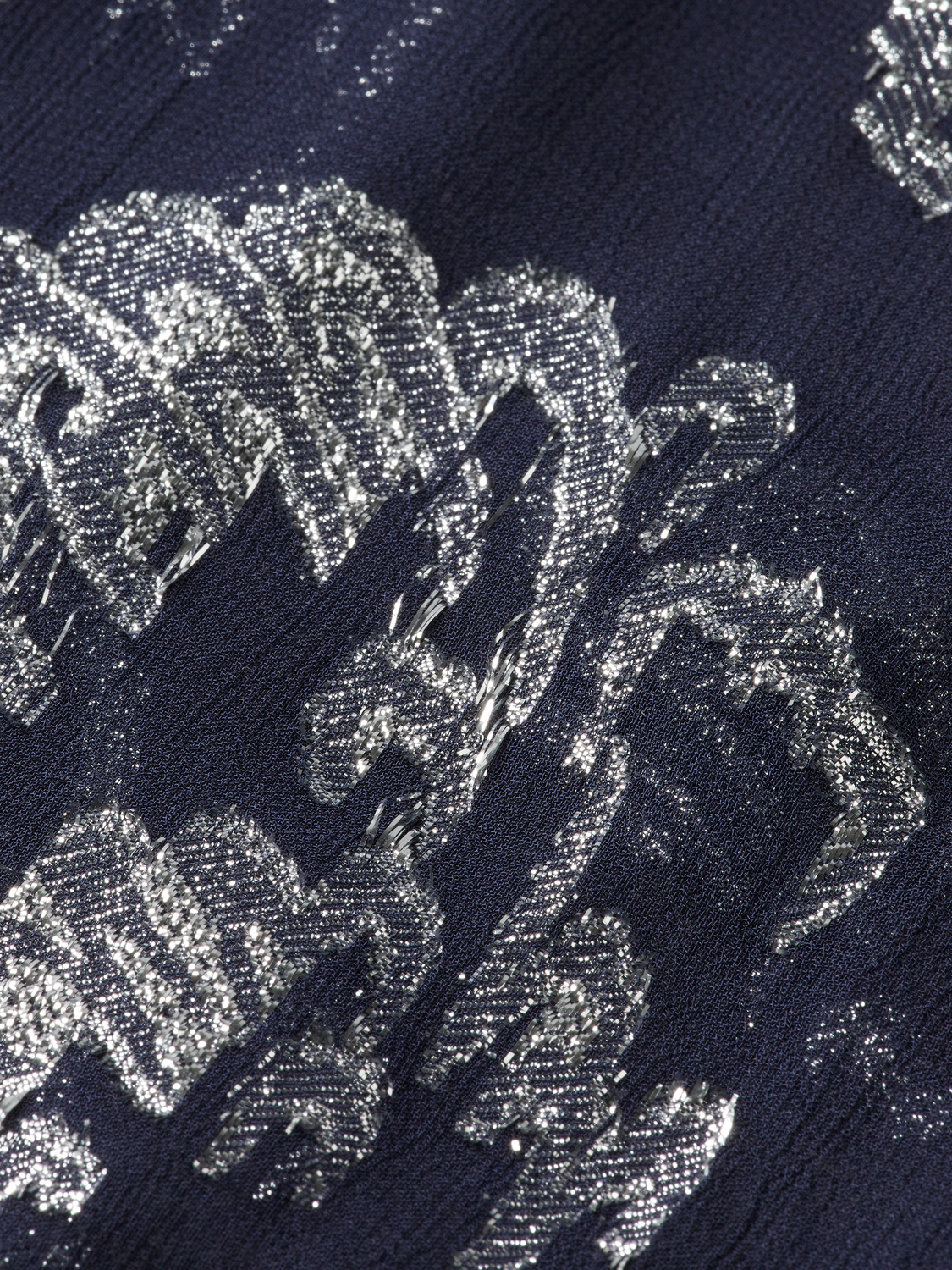 Scotch & Soda Eleni wide-fit pants in denim fabric, featuring a relaxed silhouette and classic five-pocket design.