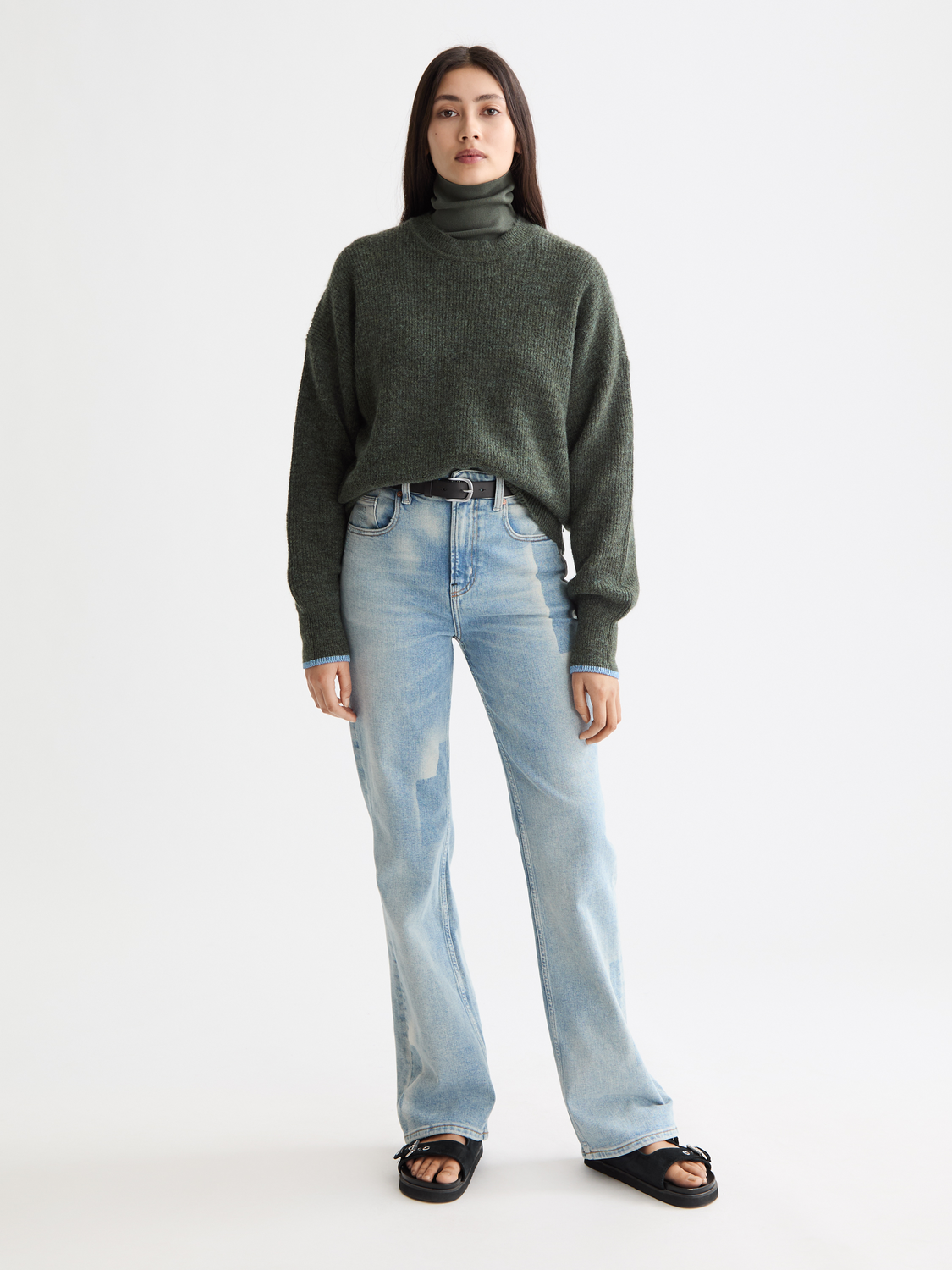 SCOTCH & SODA Glow bootcut jeans in denim, shown in a classic bootcut silhouette