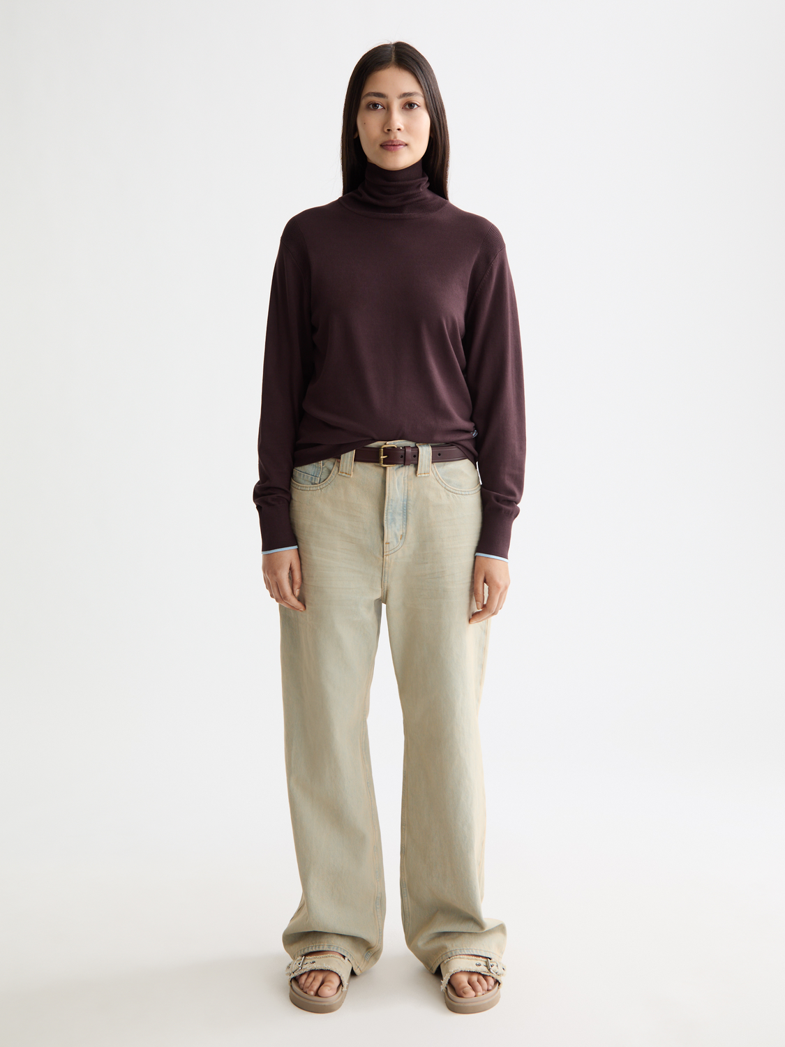 Deep loose-fit denim jeans by Scotch & Soda, showing the front view with a relaxed fit and classic five-pocket design.