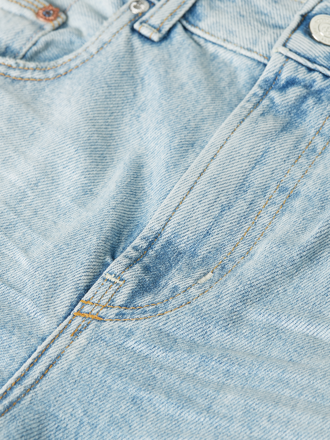 SCOTCH & SODA glow bootcut denim jeans, showing fit and stylish design with a classic denim wash and contrasting stitching.