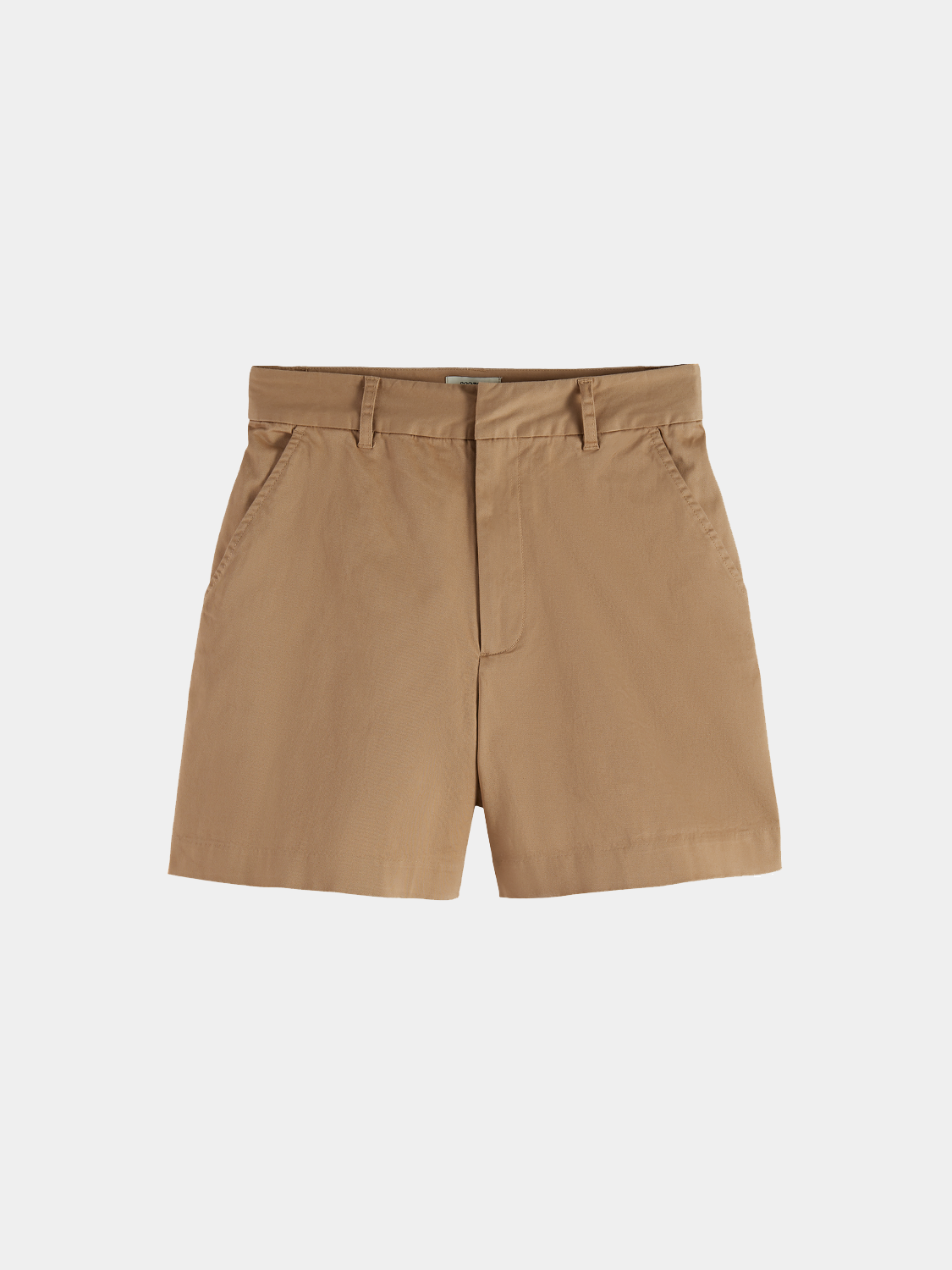 Scotch & Soda Abbott chino shorts in beige fabric with front pockets displayed on a neutral background.