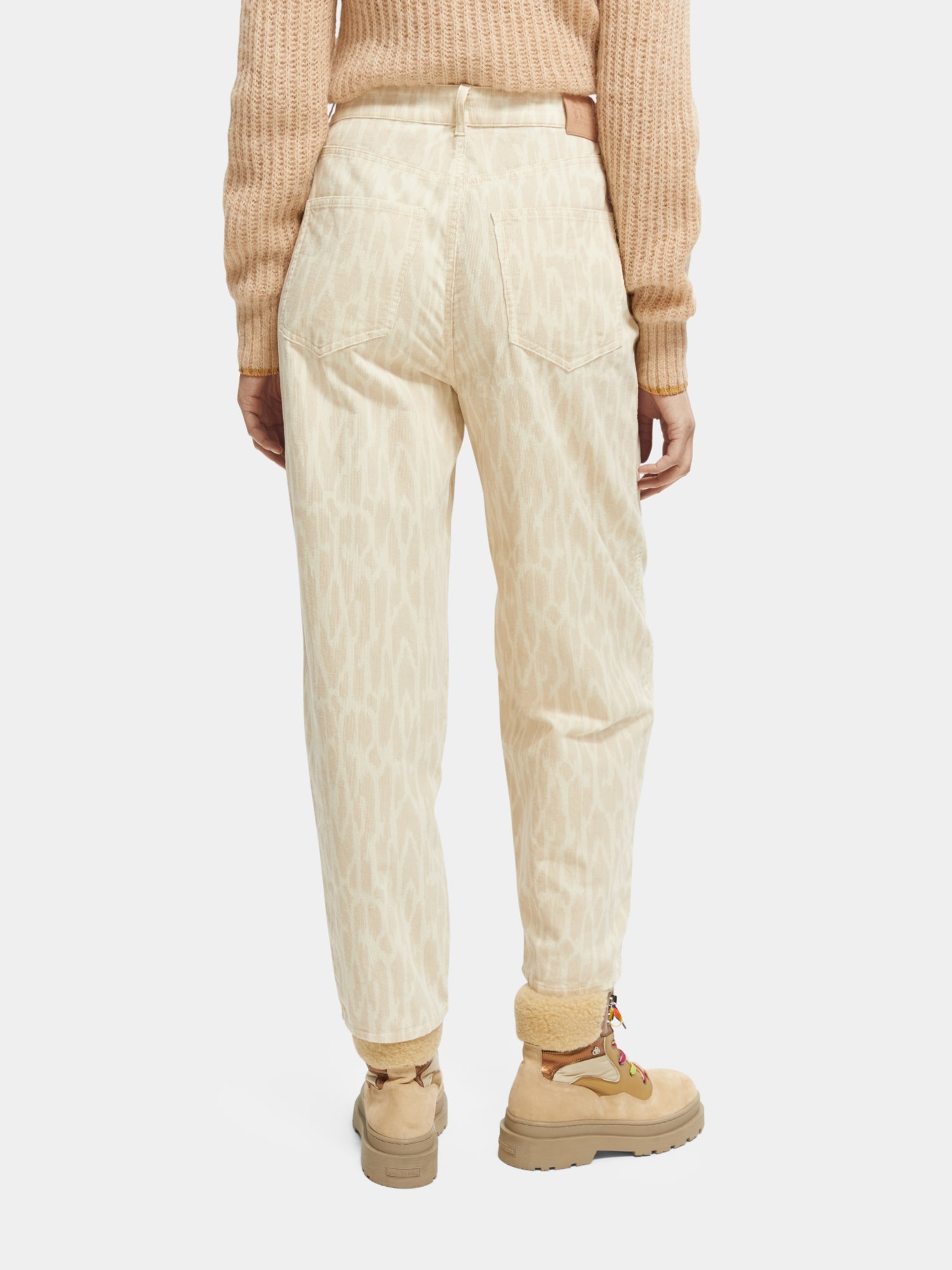 Tide balloon fit corduroy pants